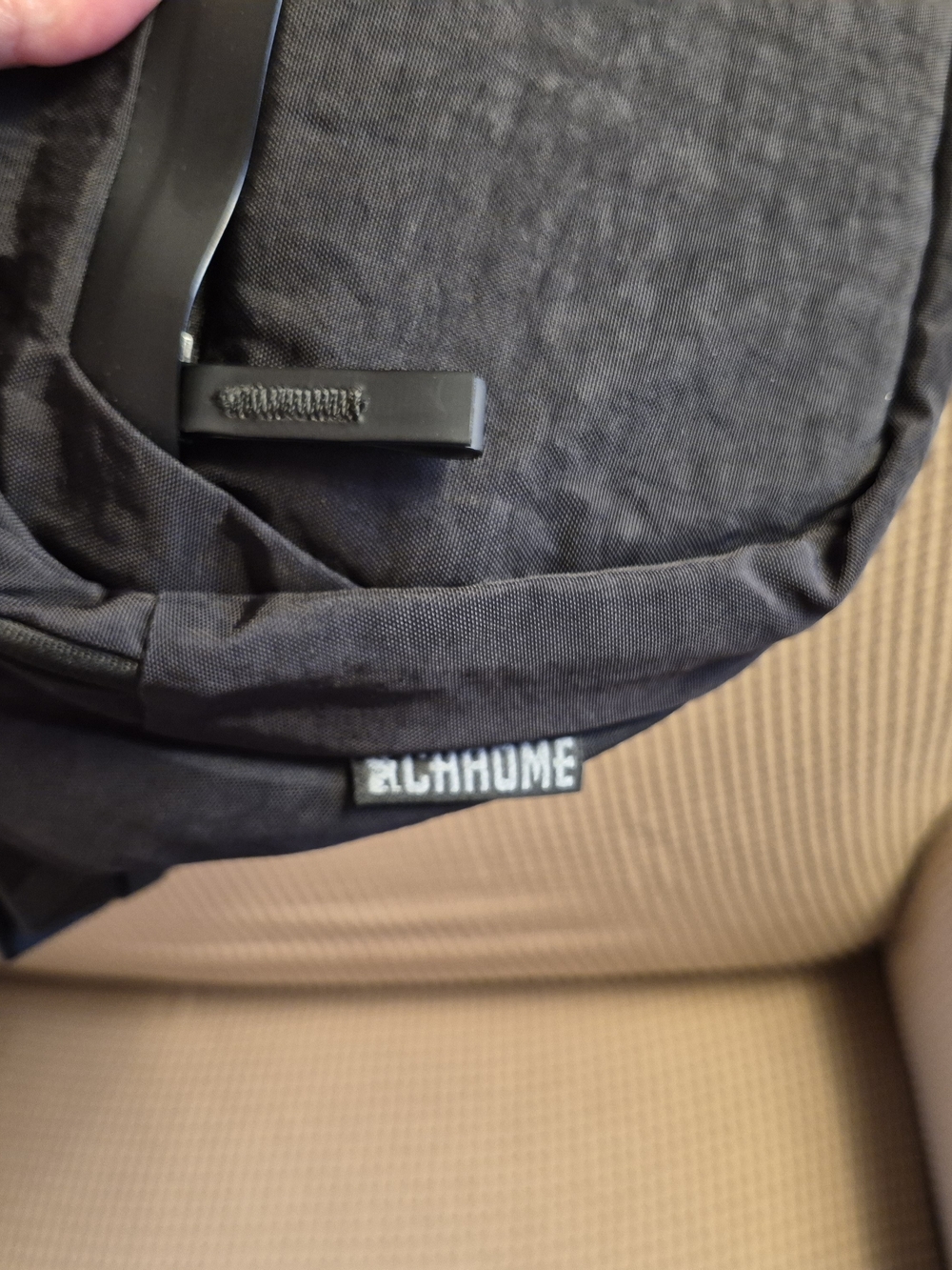 CHROME brand Crossbody Sling Bag - Picture 8 of 10